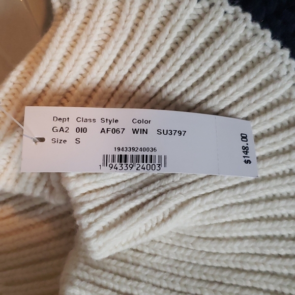 J. Crew  Kangaroo Pocket Turtleneck Sweater - Picture 4 of 4